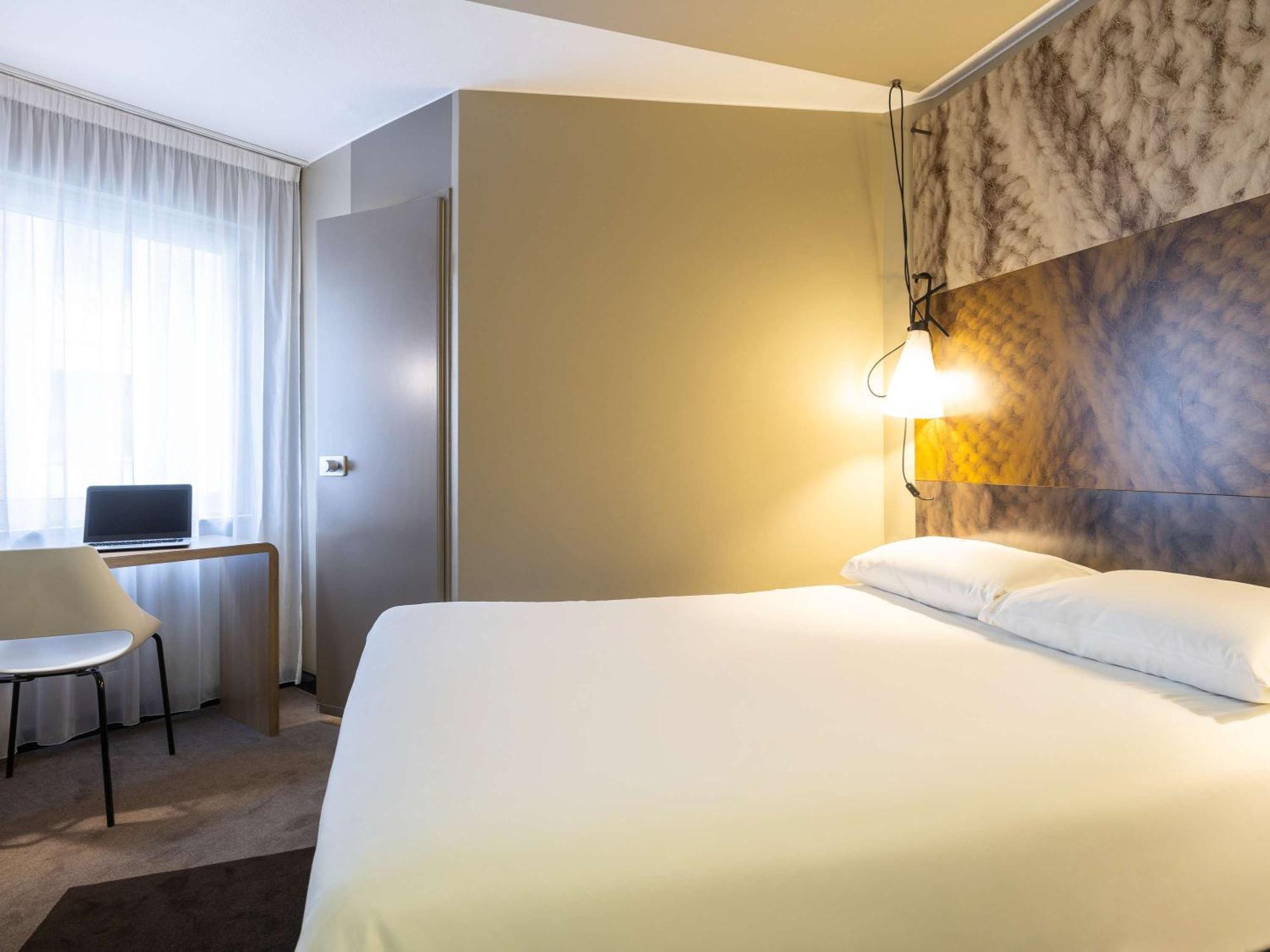 ไอบิส บรัสเซล ซิตี้เซ็นเตอร์ Hotel บรัสเซลส์ ภายนอก รูปภาพ